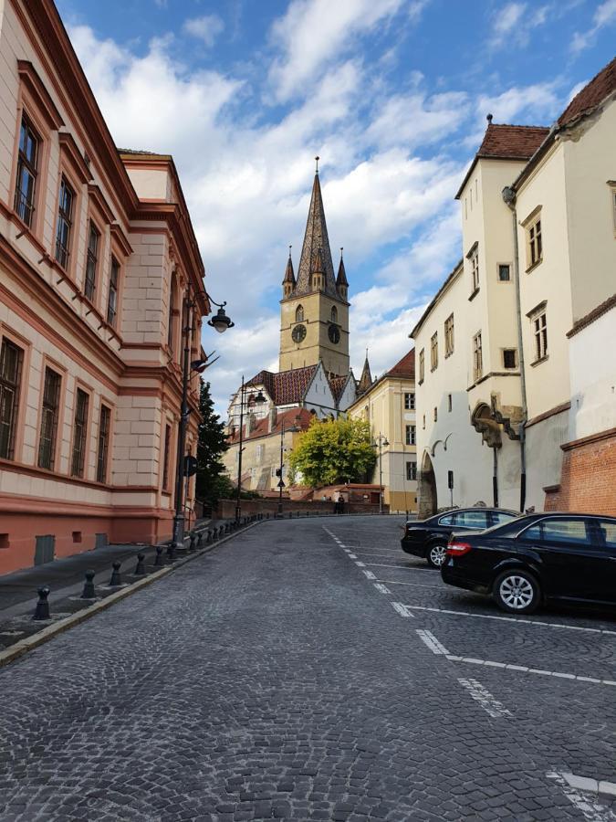 Piazza Grande Apartment Sibiu Exterior foto